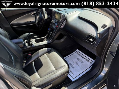Used 2012 Chevrolet Volt Premium w/ Premium Trim Package image 30