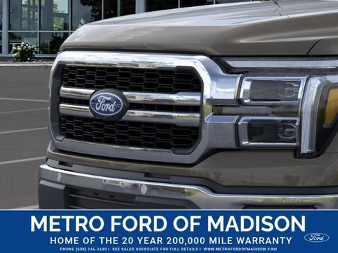New 2026 Ford F150 Lariat w/ Equipment Group 501A Mid AWD/4WD image 17