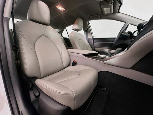 Used 2022 Toyota Camry LE FWD image 29