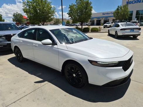 Certified 2025 Honda Accord LX image 11