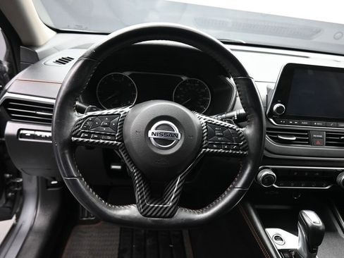 Used 2020 Nissan Altima 2.5 SR image 14