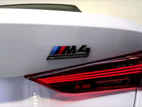 Used 2025 BMW M4 xDrive Competition w/ Executive Package image 35
