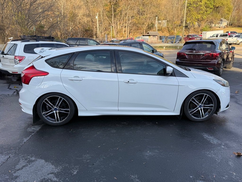 Used 2014 Ford Focus ST FWD image 7