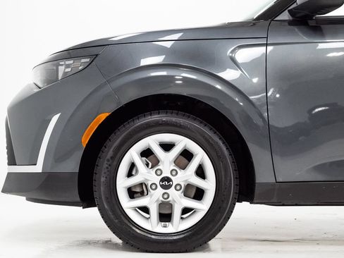 Certified 2024 Kia Soul LX w/ Option Group 015 FWD image 25