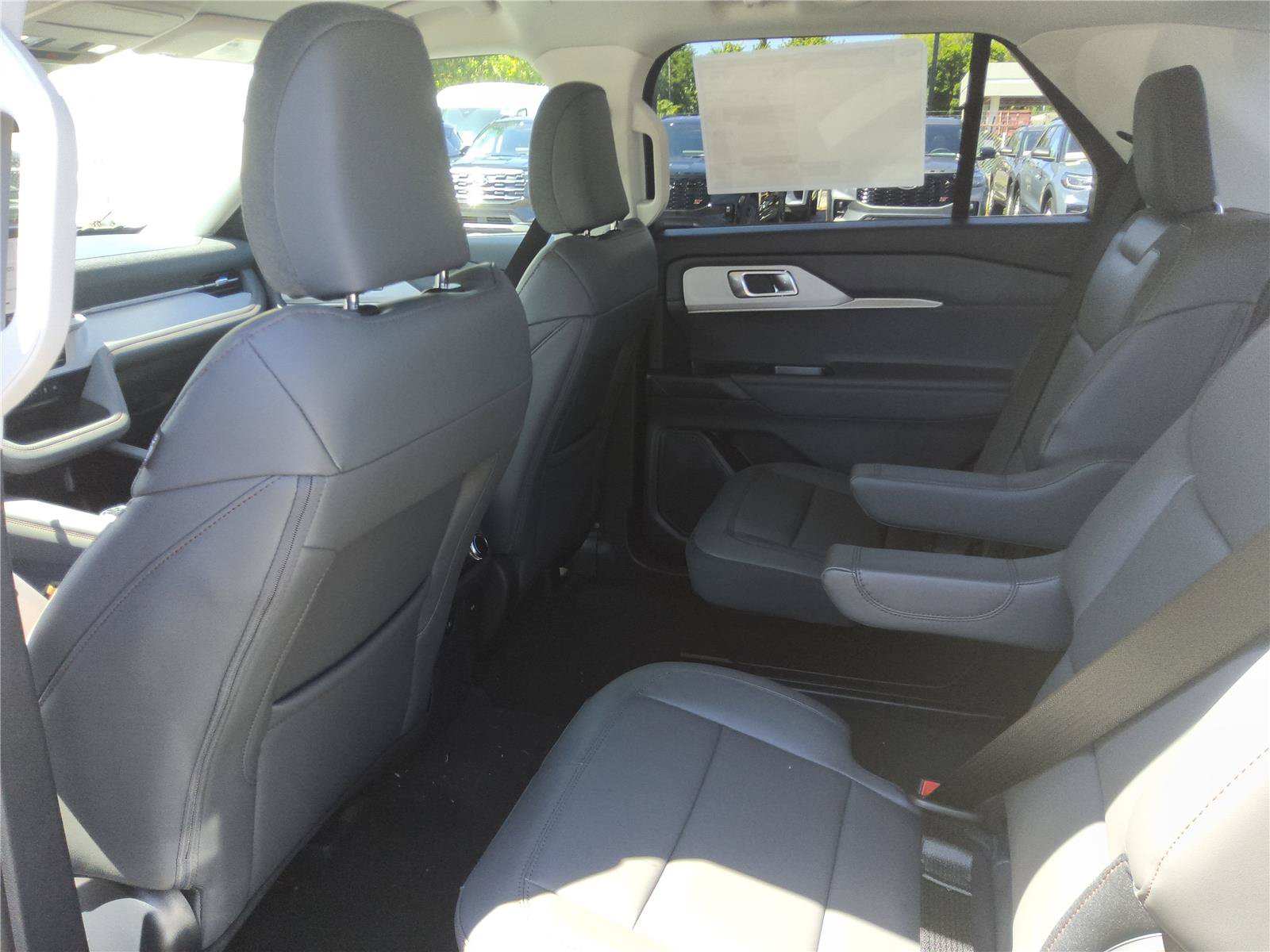 New 2026 Ford Explorer Active w/ Active Comfort Package RWD image 16
