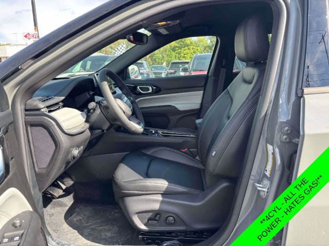 New 2026 Jeep Compass Limited AWD/4WD image 5