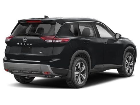 Used 2026 Nissan Rogue SL AWD/4WD image 2