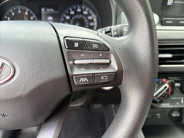 Used 2023 Hyundai Kona SEL FWD image 16