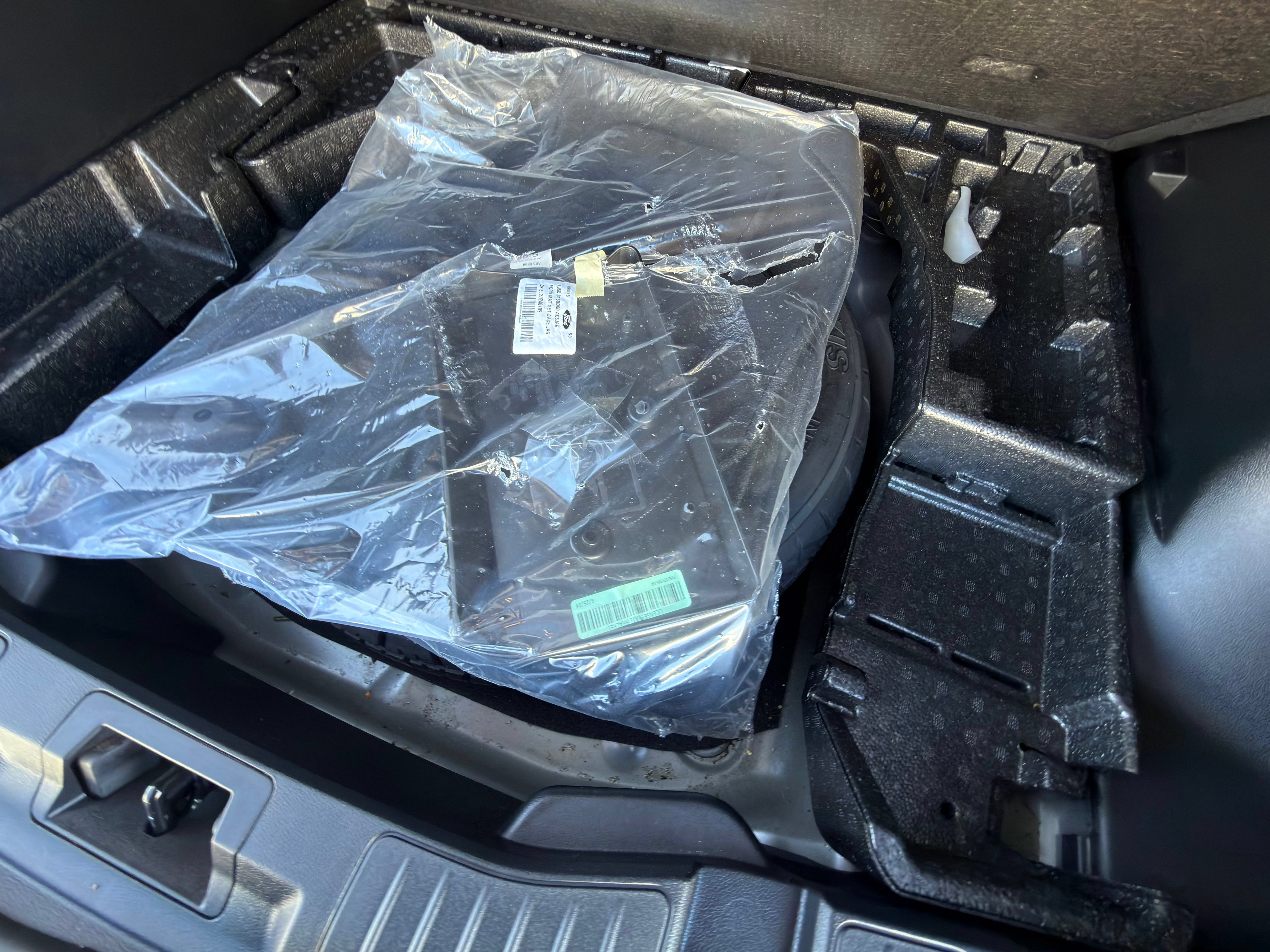 Certified 2024 Ford Escape Active AWD/4WD image 20