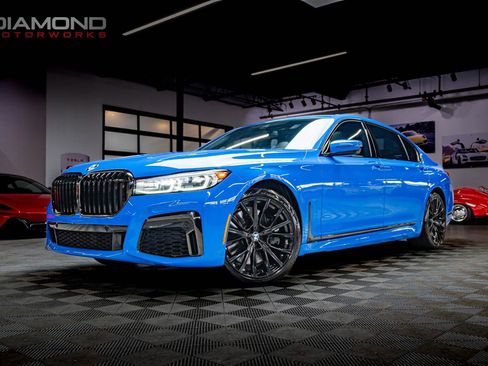 Used 2021 BMW 750i xDrive w/ Executive Package image 1