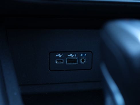 Used 2023 Nissan Sentra SV image 11