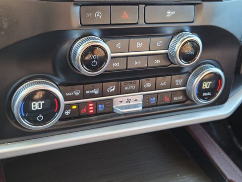 Certified 2023 Ford Expedition Max Limited image 23