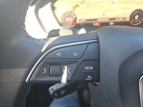 Used 2018 Audi Q5 2.0T Premium image 17