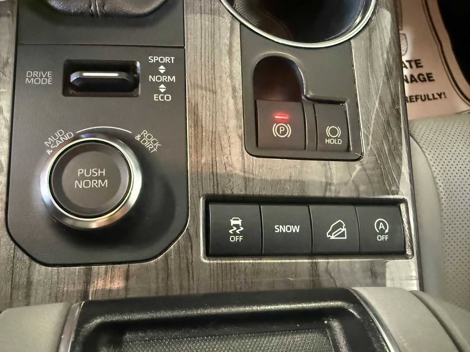 Certified 2021 Toyota Highlander Limited AWD/4WD image 34