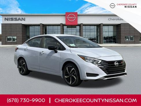 New 2025 Nissan Versa SR image 1