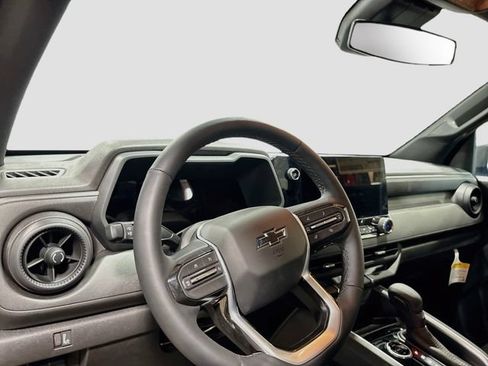 New 2025 Chevrolet Colorado Trail Boss w/ Off-Road Front Bumper Package AWD/4WD image 11