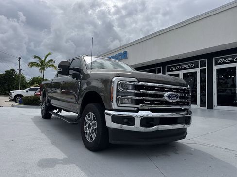 Used 2023 Ford F250 Lariat w/ Lariat Ultimate Package AWD/4WD image 30
