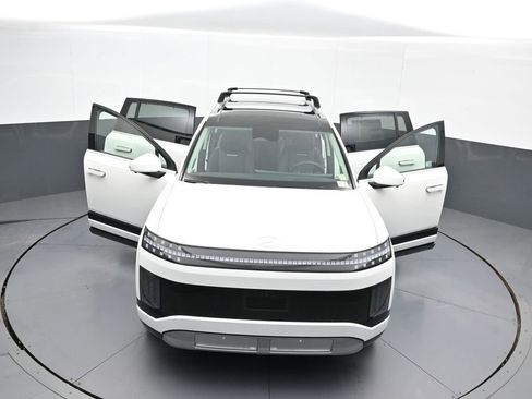 New 2026 Hyundai Ioniq 9 Limited image 50