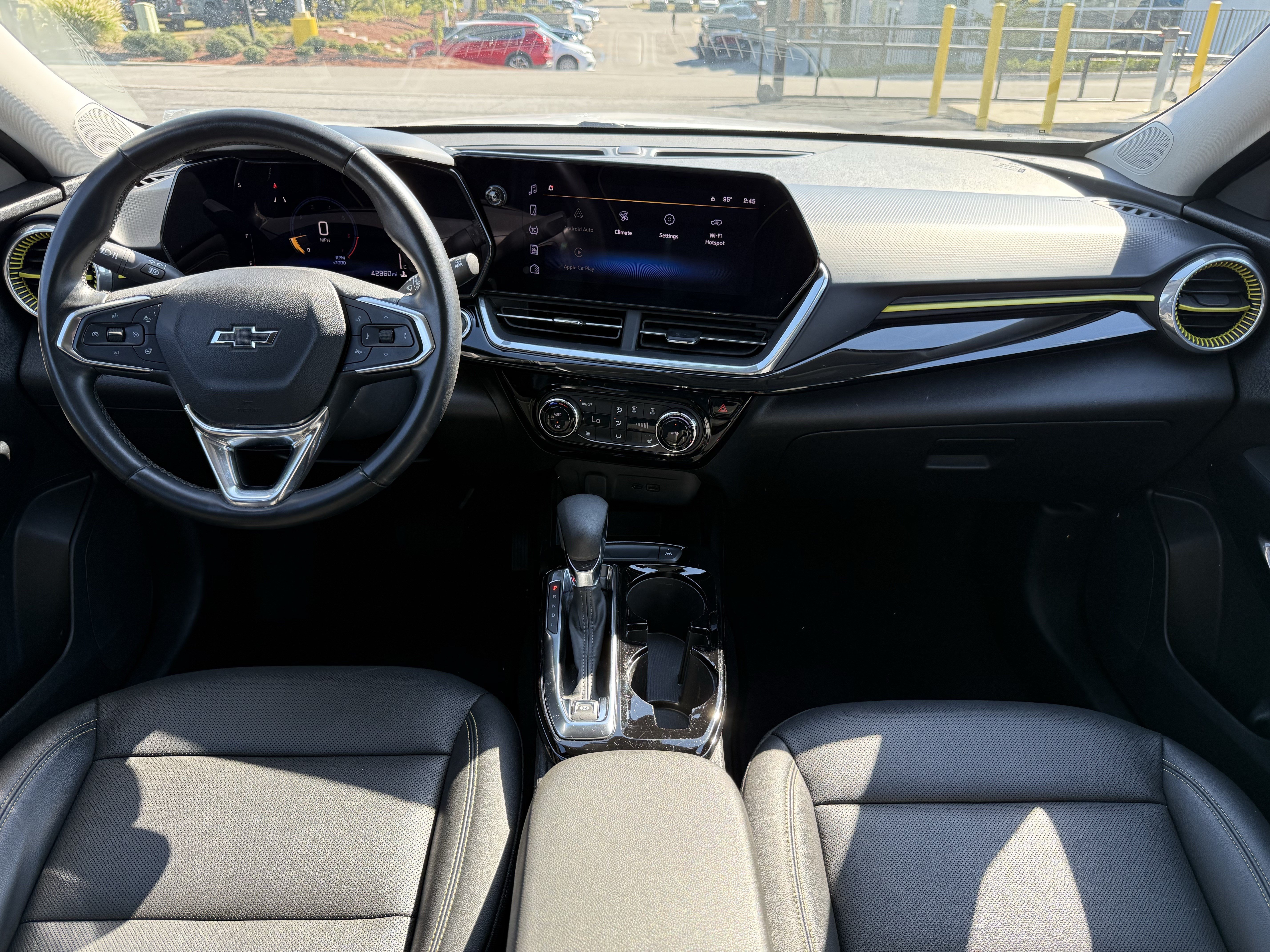 Used 2024 Chevrolet Trax ACTIV FWD image 28