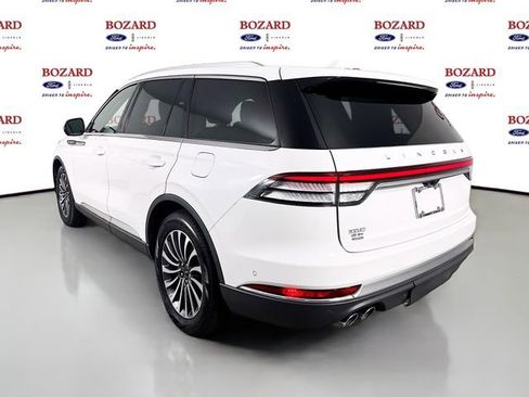 Used 2023 Lincoln Aviator Reserve w/ Equipment Group 201A image 6