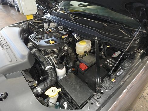 New 2025 RAM 2500 Tradesman image 34