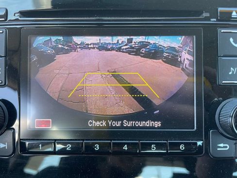 Used 2018 Honda HR-V LX image 21