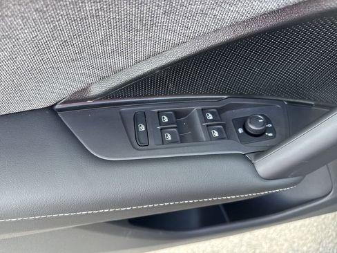 New 2025 Volkswagen Tiguan S image 20