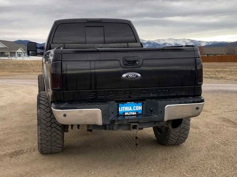 Used 2015 Ford F250 Lariat w/ Lariat Interior Package image 7