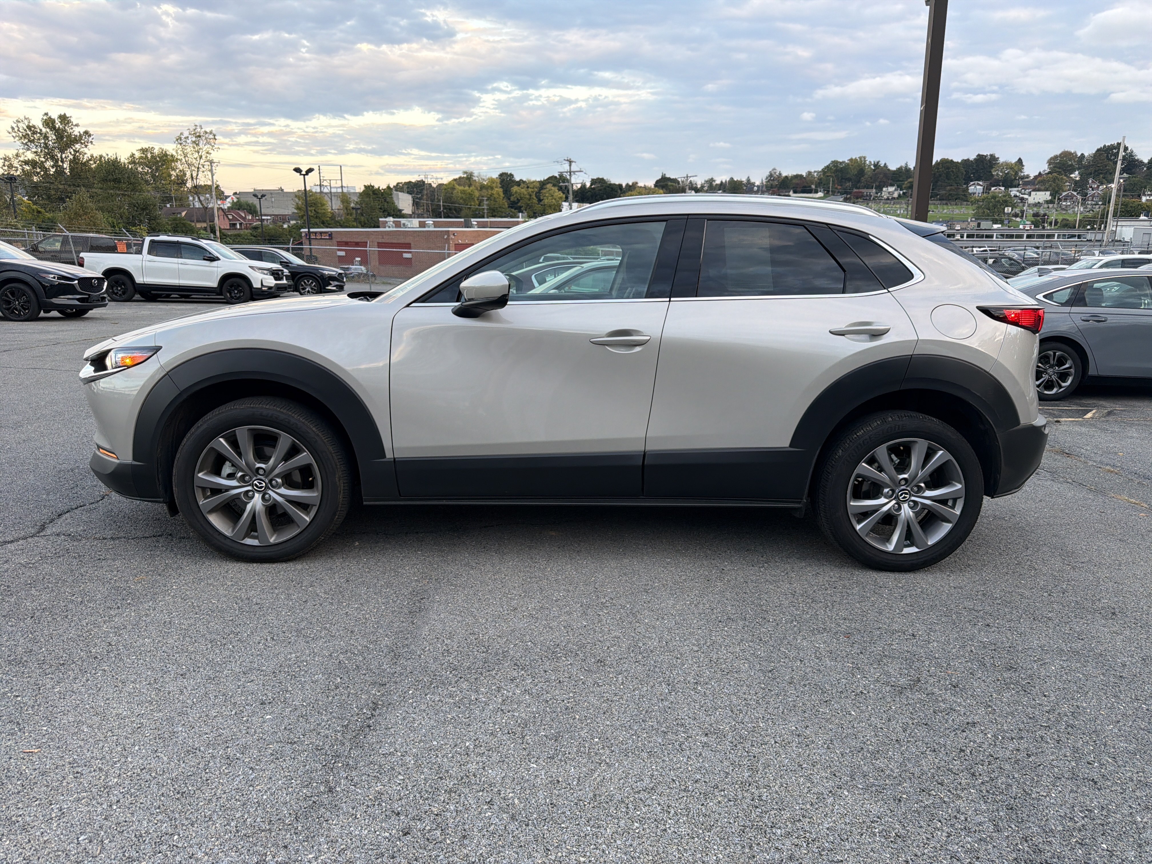 Used 2023 MAZDA CX-30 AWD 2.5 S w/ Premium Package image 4
