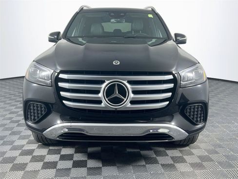 Certified 2024 Mercedes-Benz GLS 450 4MATIC image 9