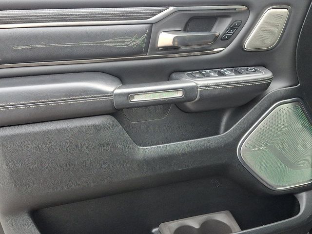 Used 2020 RAM 1500 Limited w/ Black Appearance Package AWD/4WD image 14