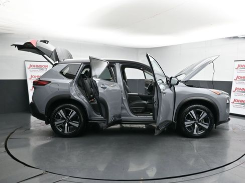 Used 2023 Nissan Rogue SL w/ SL Premium Package image 44