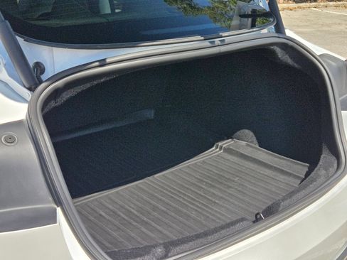 Used 2025 Tesla Model 3 Long Range RWD image 23