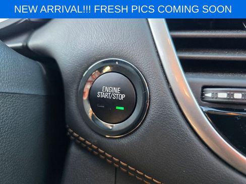 Used 2022 Chevrolet Trax LT w/ Driver Confidence Package image 14