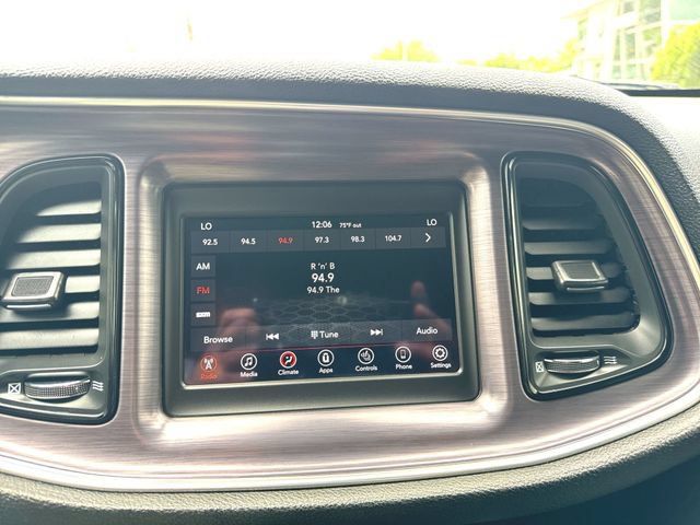 Used 2018 Dodge Challenger R/T w/ Driver Convenience Group RWD image 13
