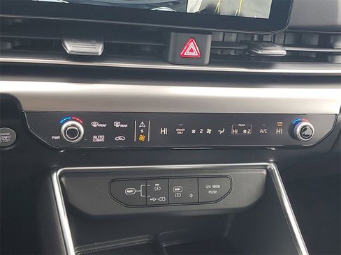 New 2026 Kia Carnival SX image 18