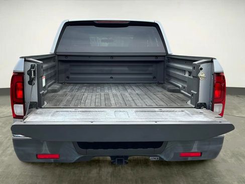 Certified 2019 Honda Ridgeline Sport image 40