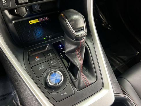 Used 2022 Toyota RAV4 XSE image 26