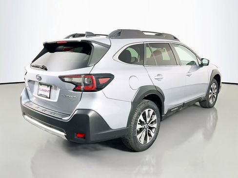Used 2023 Subaru Outback Limited XT AWD/4WD image 7