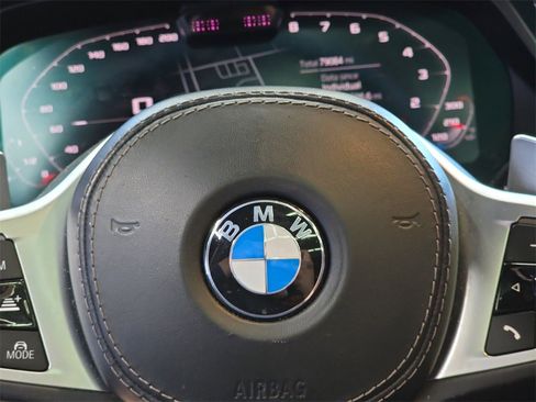 Used 2019 BMW X7 xDrive50i w/ M Sport Package image 24