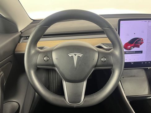Used 2018 Tesla Model 3 Long Range image 12