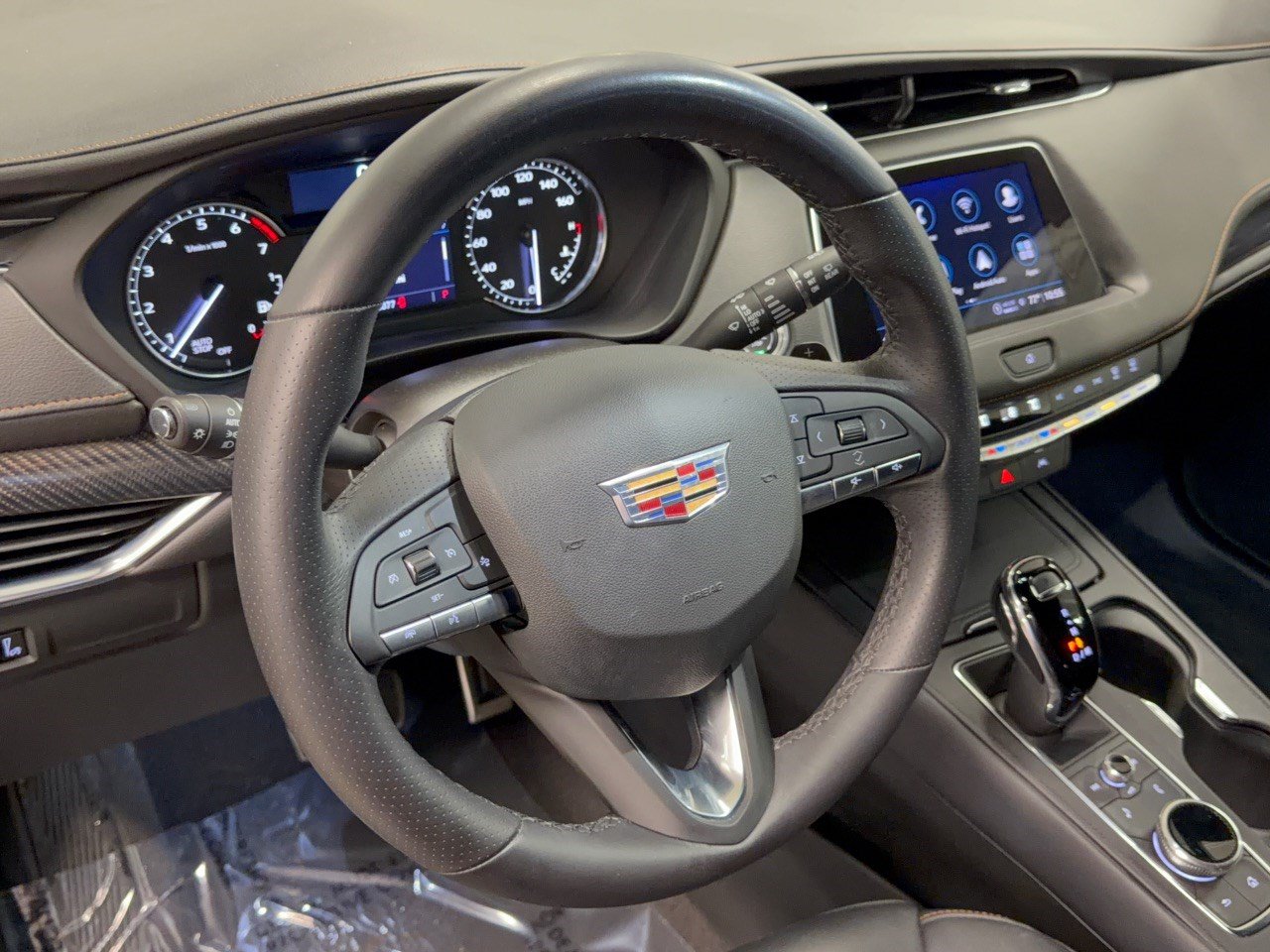 Used 2023 Cadillac XT4 Sport FWD image 10