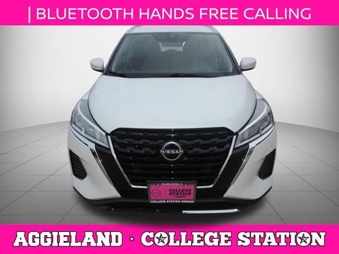 Used 2023 Nissan Kicks SV FWD image 9