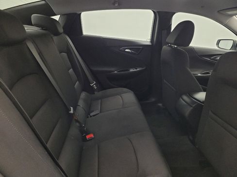 Used 2021 Chevrolet Malibu LS FWD image 19