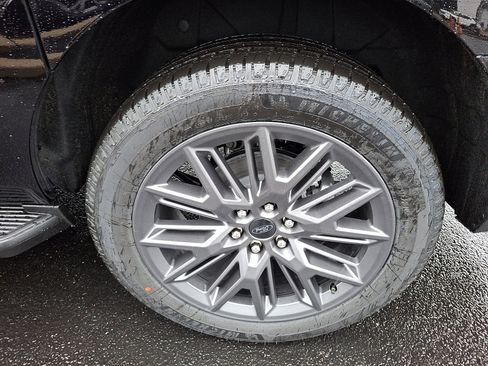 New 2026 Ford Expedition Max Platinum w/ Stealth Appearance Package image 5