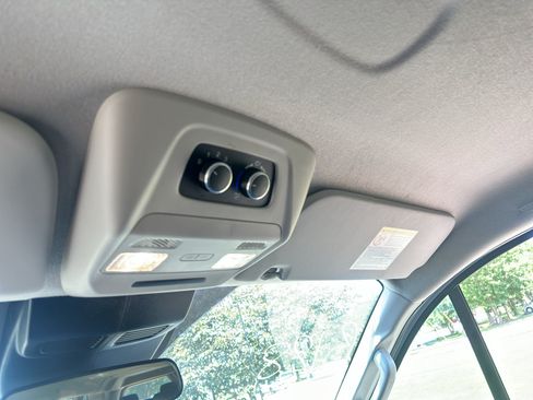Used 2025 Ford Transit 350 XLT RWD image 17
