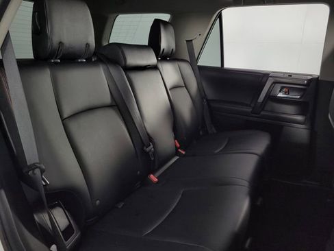 Used 2019 Toyota 4Runner TRD Off-Road Premium image 17