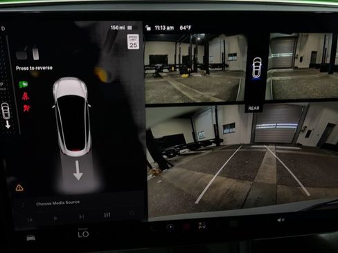 Used 2026 Tesla Model 3 AWD/4WD image 33