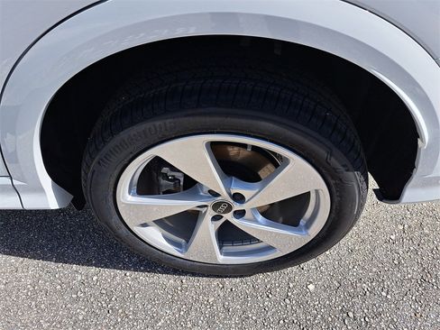 New 2025 Audi Q5 Premium Plus image 30