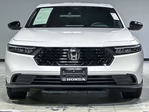 Used 2024 Honda Accord Sport image 5